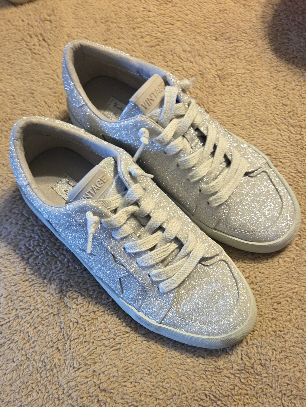 Vintage Havana Women’s Glitter Low-Top Sneakers in Silver
